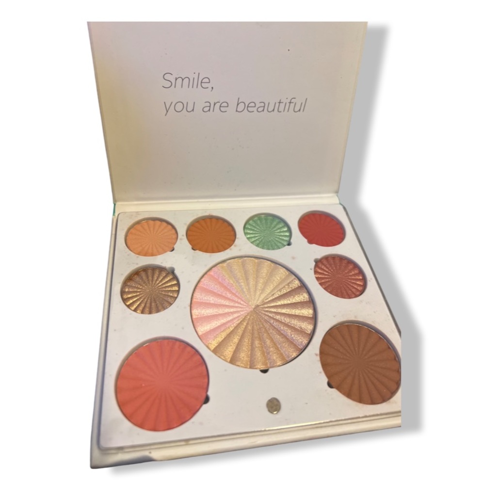 Ofra cosmetics palette